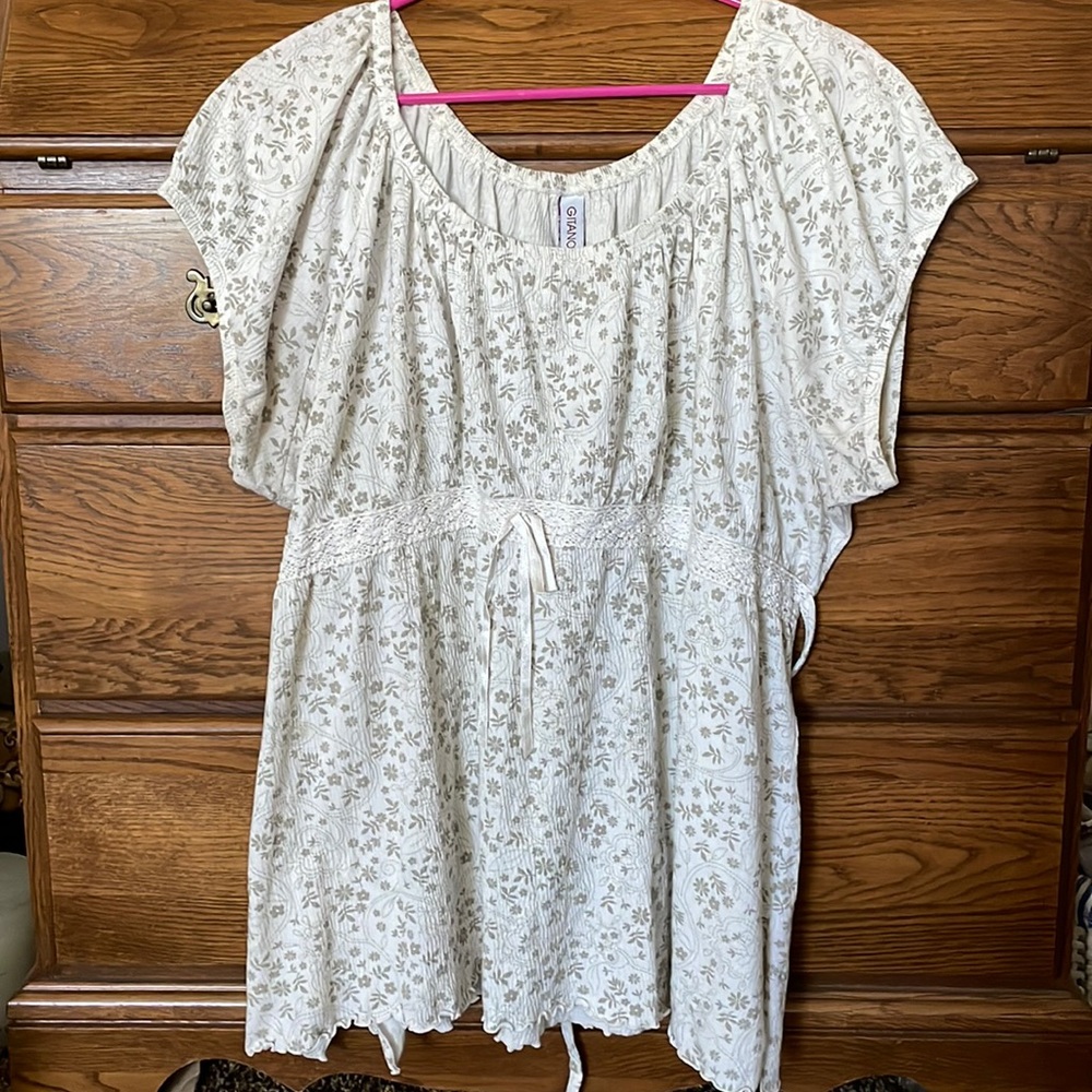 Gitano short sleeve Blouse size 22/24w